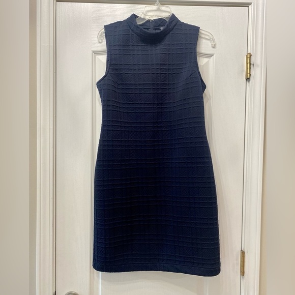 Sharagano Dresses & Skirts - SHARAGANO Mock Neck Navy Blue Shift Dress size 8